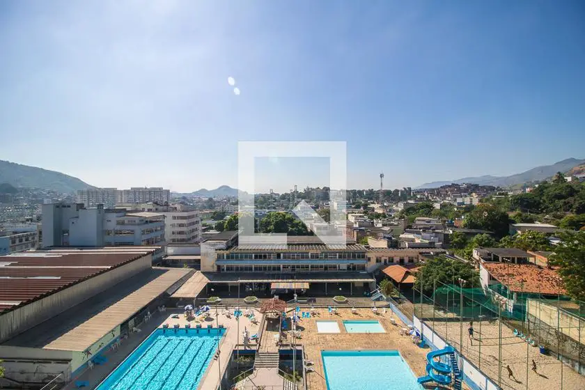 Foto 4 de Apartamento com 2 Quartos para alugar, 70m² em Cascadura, Rio de Janeiro
