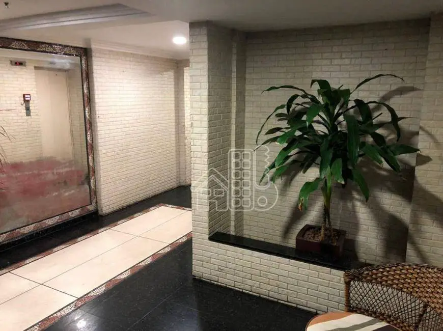 Foto 1 de Apartamento com 2 Quartos para alugar, 50m² em Centro, Niterói