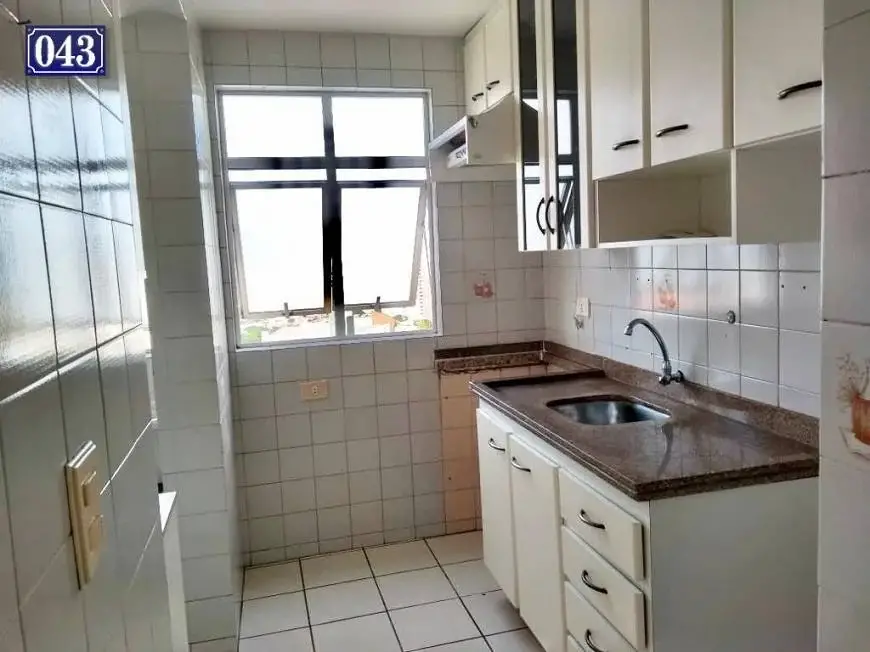 Foto 1 de Apartamento com 2 Quartos para alugar, 44m² em Jacomo Violin, Londrina