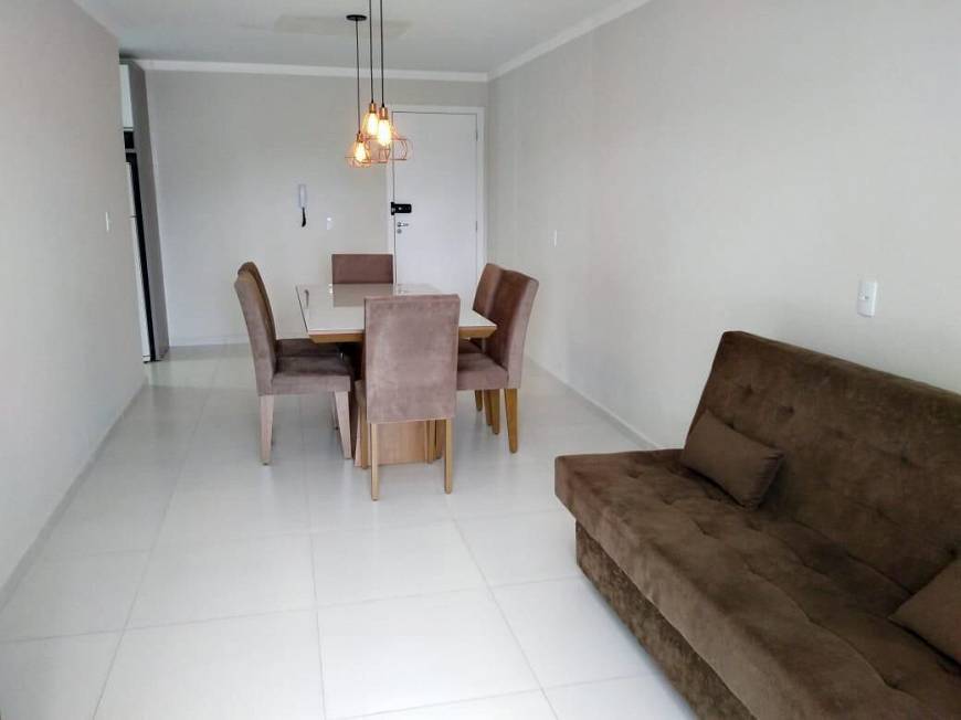 Foto 1 de Apartamento com 2 Quartos à venda, 73m² em Santinho, Florianópolis