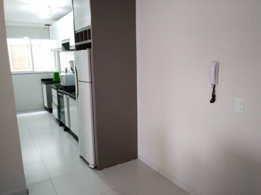 Foto 2 de Apartamento com 2 Quartos à venda, 73m² em Santinho, Florianópolis