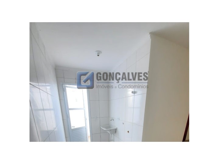 Foto 2 de Apartamento com 2 Quartos à venda, 42m² em Vila Pires, Santo André