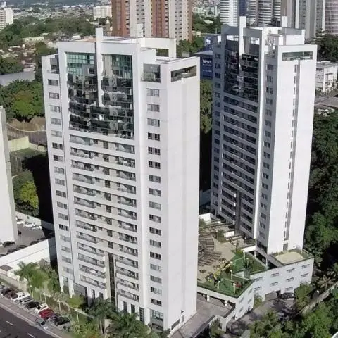 Foto 1 de Apartamento com 3 Quartos à venda, 118m² em Adrianópolis, Manaus