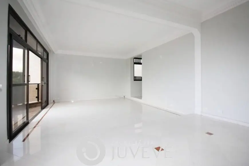 Foto 5 de Apartamento com 3 Quartos para alugar, 293m² em Cabral, Curitiba