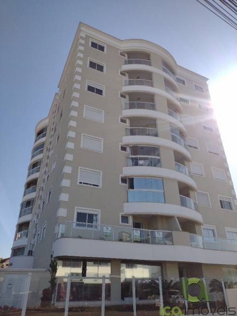 Foto 1 de Apartamento com 3 Quartos para alugar, 102m² em Ipiranga, São José