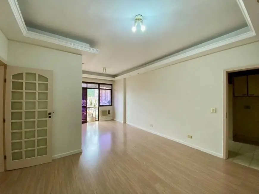 Foto 4 de Apartamento com 3 Quartos para alugar, 110m² em Jardim Botânico, Rio de Janeiro