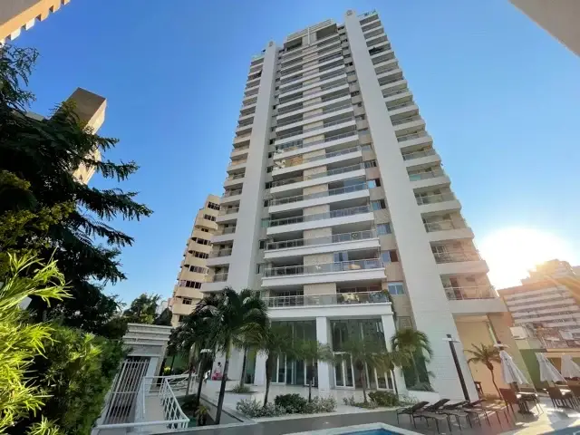 Foto 1 de Apartamento com 3 Quartos à venda, 110m² em Meireles, Fortaleza