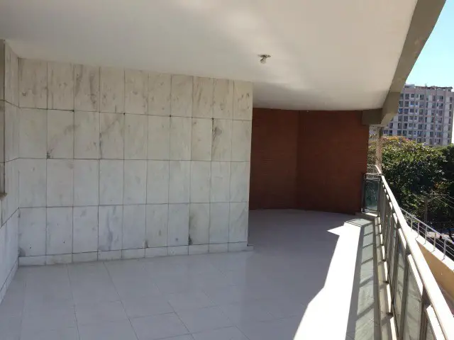 Foto 3 de Apartamento com 3 Quartos à venda, 140m² em Olaria, Rio de Janeiro
