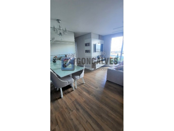 Foto 2 de Apartamento com 3 Quartos à venda, 65m² em Utinga, Santo André