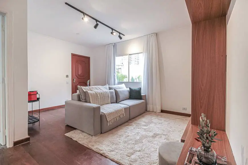 Foto 4 de Apartamento com 3 Quartos para alugar, 79m² em Vila Olímpia, São Paulo