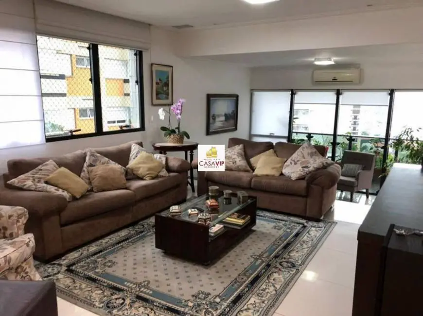 Foto 1 de Apartamento com 4 Quartos à venda, 220m² em Água Fria, São Paulo