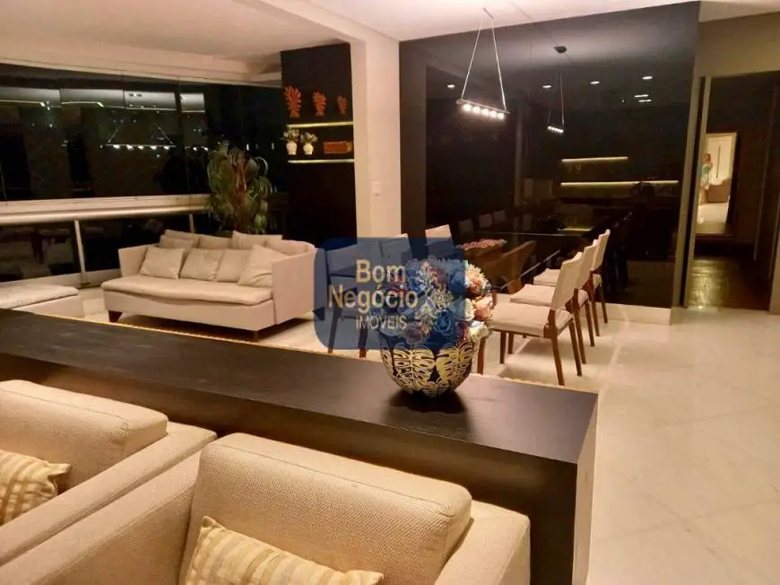 Foto 1 de Apartamento com 4 Quartos à venda, 170m² em Belvedere, Belo Horizonte