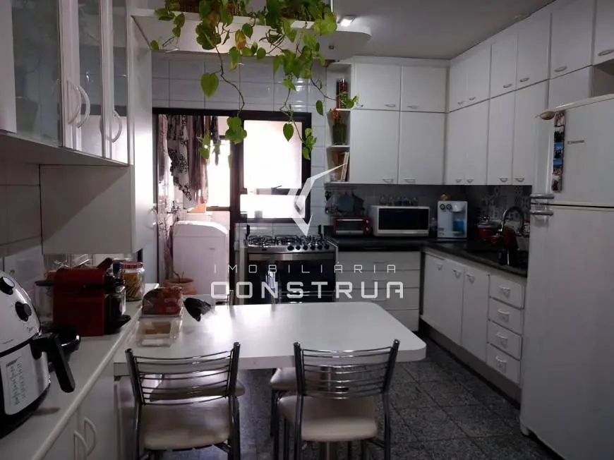 Foto 5 de Apartamento com 4 Quartos à venda, 207m² em Jardim Proença, Campinas