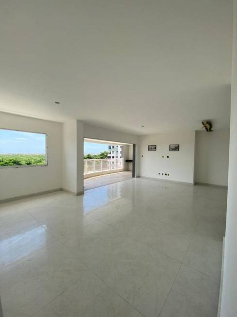 Foto 4 de Apartamento com 4 Quartos à venda, 176m² em Treze de Julho, Aracaju