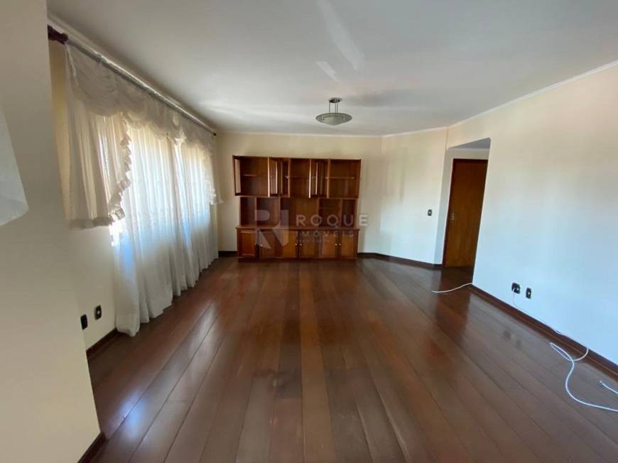 Foto 1 de Apartamento com 5 Quartos à venda, 221m² em Centro, Limeira