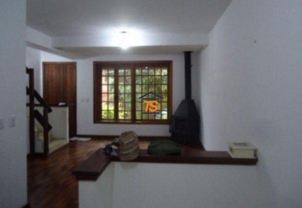 Foto 3 de Casa com 2 Quartos à venda, 95m² em Cavalhada, Porto Alegre