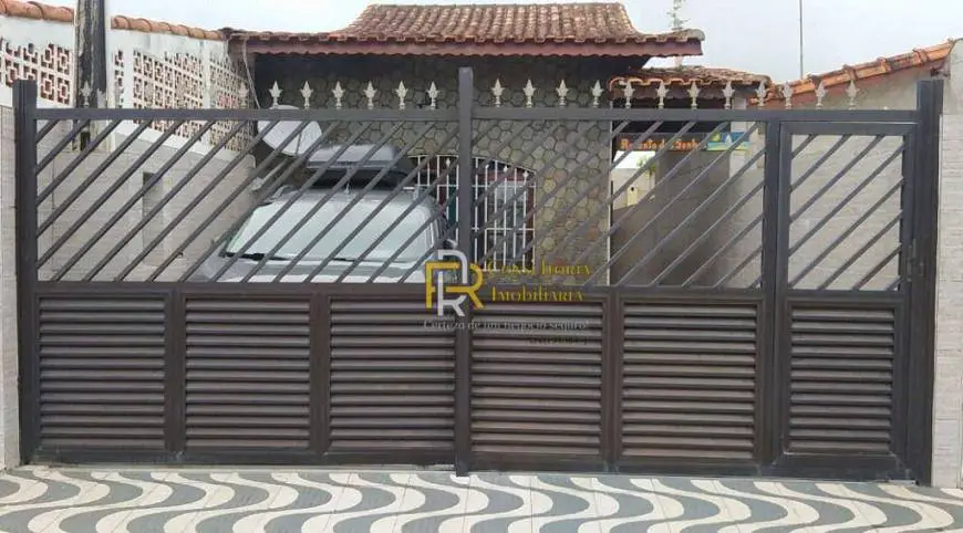 Foto 1 de Casa com 2 Quartos à venda, 60m² em Vilamar, Praia Grande