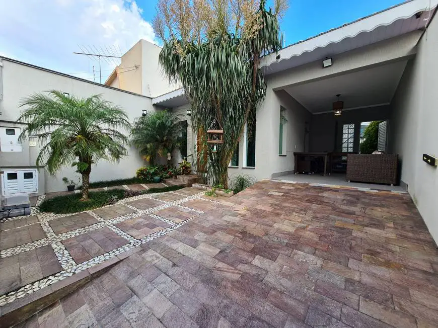 Foto 2 de Casa com 3 Quartos à venda, 190m² em Jardim Hollywood, São Bernardo do Campo
