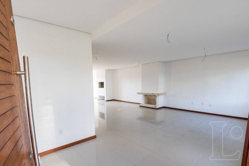 Foto 3 de Casa com 3 Quartos à venda, 240m² em Vila Nova, Porto Alegre