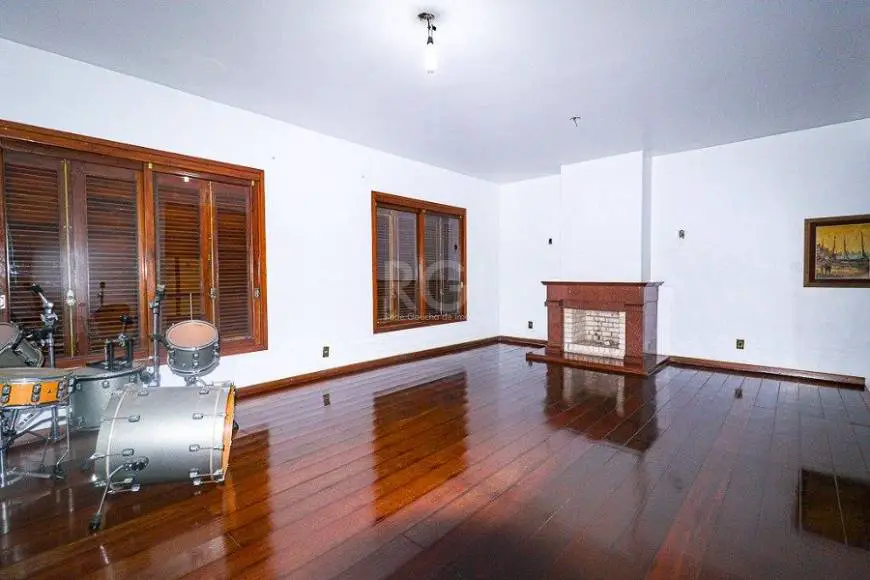 Foto 3 de Casa com 4 Quartos à venda, 400m² em Glória, Porto Alegre