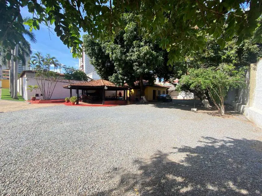 Foto 5 de Casa com 4 Quartos à venda, 520m² em Jardim Cuiabá, Cuiabá