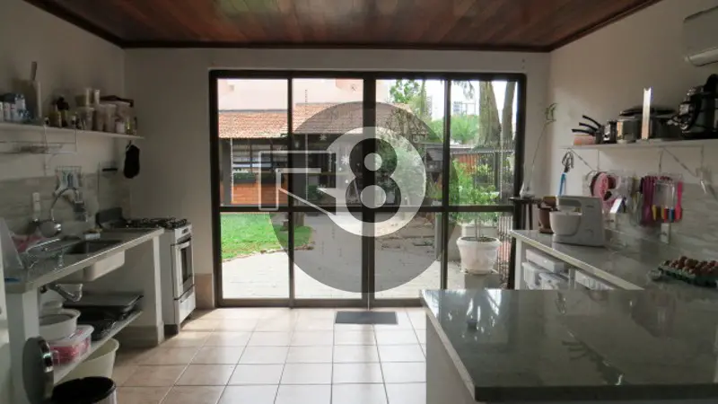 Foto 5 de Casa com 4 Quartos à venda, 530m² em Parque São Jorge, Florianópolis