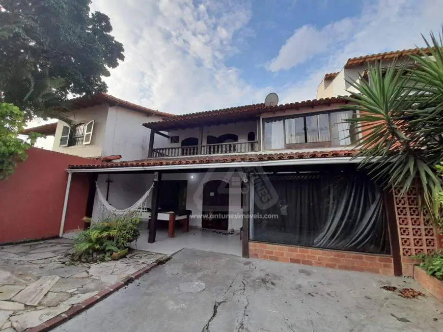 Foto 1 de Casa com 4 Quartos à venda, 220m² em Portinho, Cabo Frio