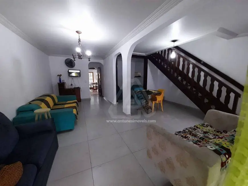 Foto 3 de Casa com 4 Quartos à venda, 220m² em Portinho, Cabo Frio