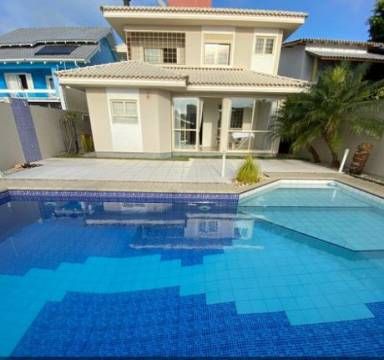 Foto 1 de Casa com 5 Quartos à venda, 313m² em Coqueiros, Florianópolis