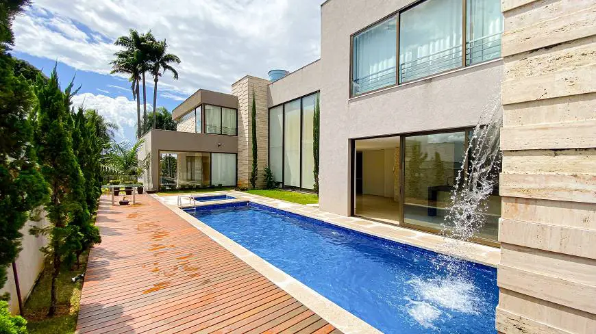 Foto 3 de Casa com 5 Quartos à venda, 638m² em São Luíz, Belo Horizonte