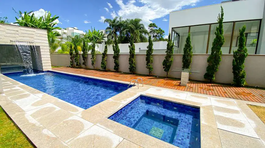 Foto 5 de Casa com 5 Quartos à venda, 638m² em São Luíz, Belo Horizonte