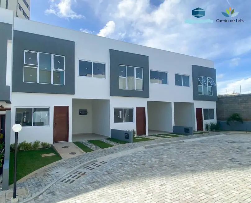 Foto 1 de Casa de Condomínio com 2 Quartos à venda, 71m² em Nova Parnamirim, Parnamirim