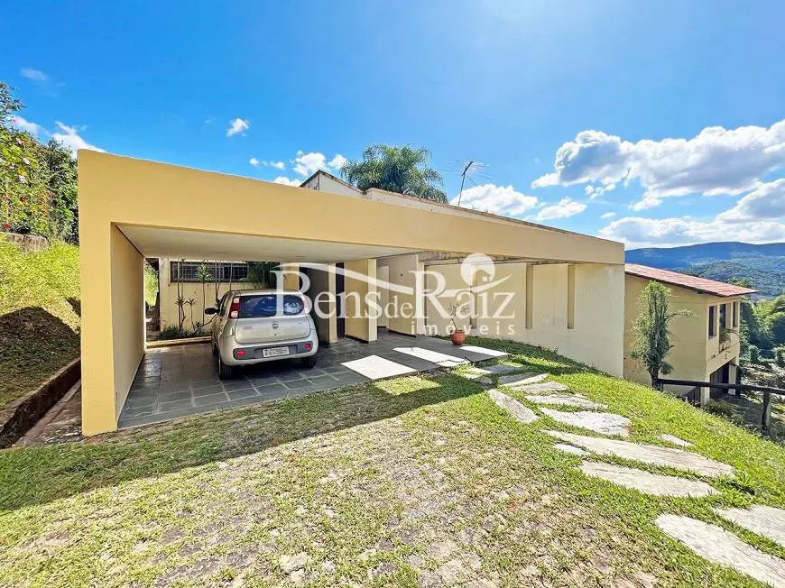 Foto 1 de Casa de Condomínio com 2 Quartos à venda, 205m² em Residencial Sul, Nova Lima