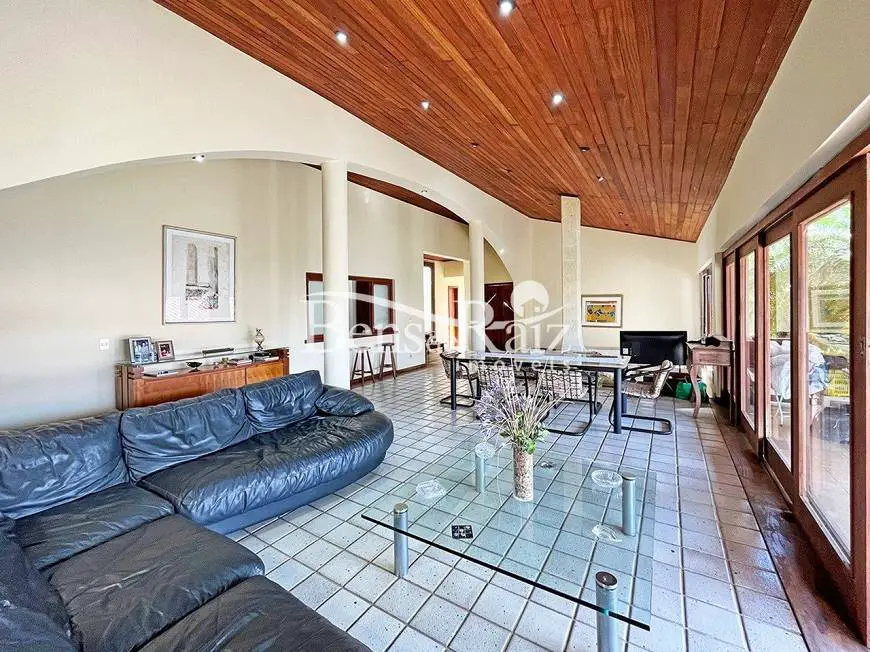 Foto 3 de Casa de Condomínio com 2 Quartos à venda, 205m² em Residencial Sul, Nova Lima