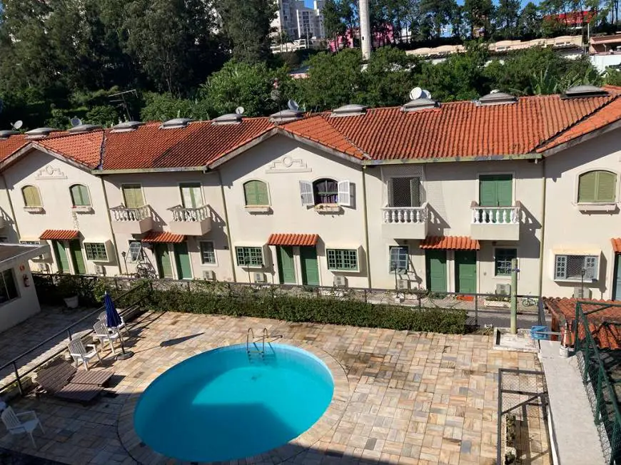 Foto 1 de Casa de Condomínio com 2 Quartos para alugar, 90m² em Rio Pequeno, São Paulo
