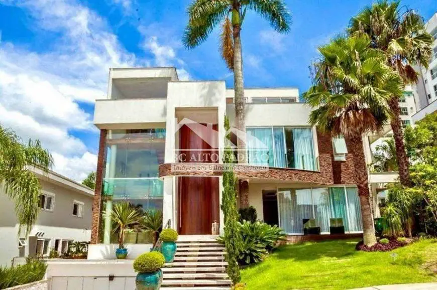 Foto 1 de Casa de Condomínio com 4 Quartos à venda, 499m² em Praia Brava, Itajaí