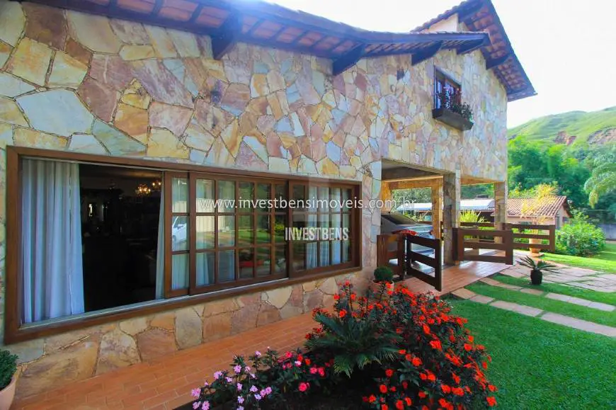 Foto 4 de Casa de Condomínio com 4 Quartos à venda, 600m² em Vila del Rey, Nova Lima