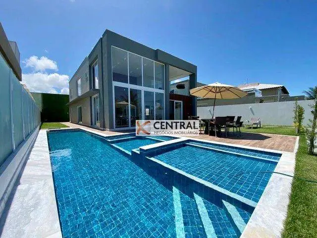 Foto 2 de Casa de Condomínio com 6 Quartos para venda ou aluguel, 278m² em Guarajuba, Camaçari
