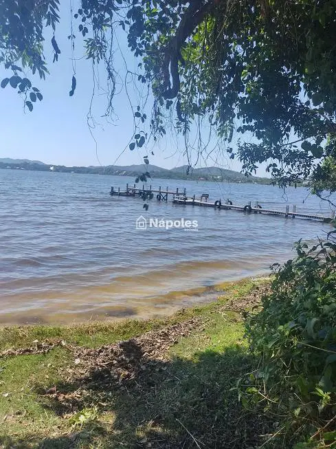Foto 1 de Lote/Terreno à venda, 200m² em Lagoa da Conceição, Florianópolis