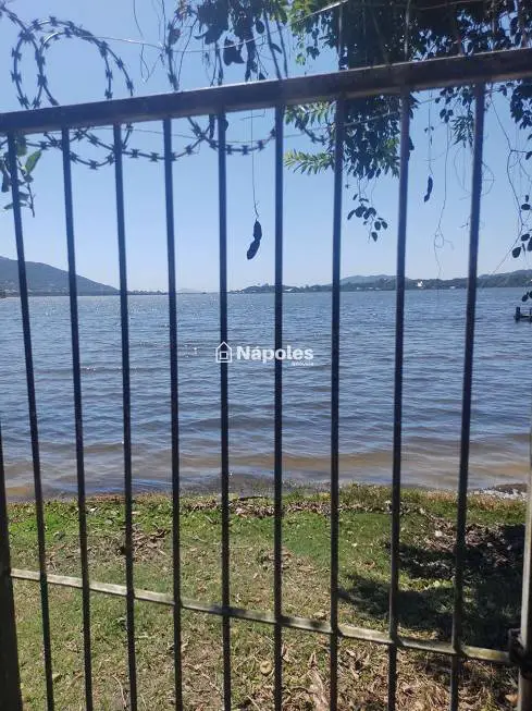 Foto 3 de Lote/Terreno à venda, 200m² em Lagoa da Conceição, Florianópolis