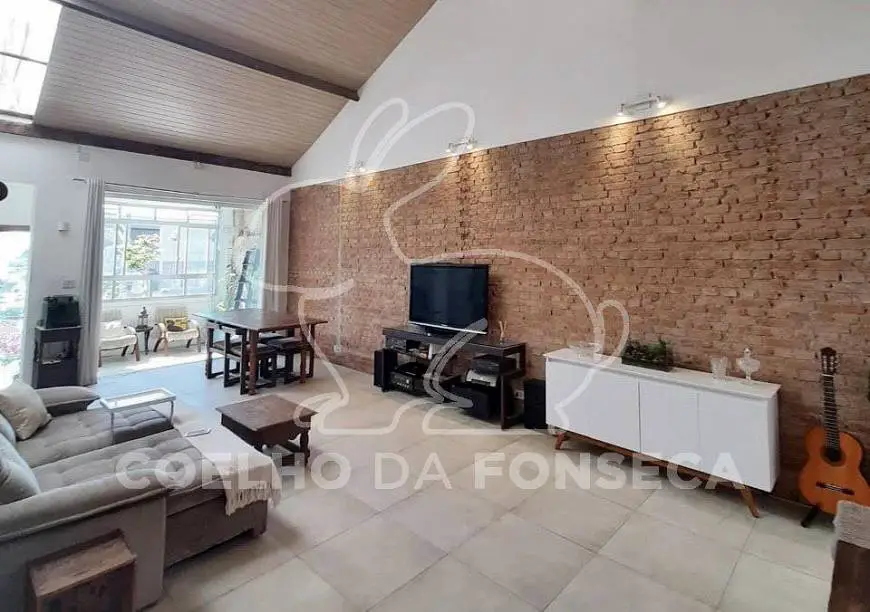 Foto 1 de Sobrado com 1 Quarto à venda, 111m² em Vila Ipojuca, São Paulo