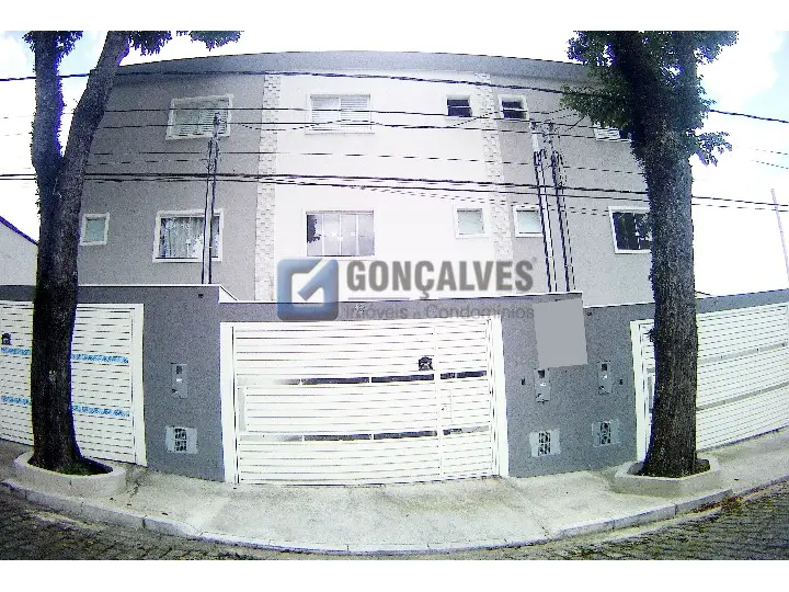 Foto 1 de Sobrado com 2 Quartos à venda, 110m² em Vila Vitoria, Santo André