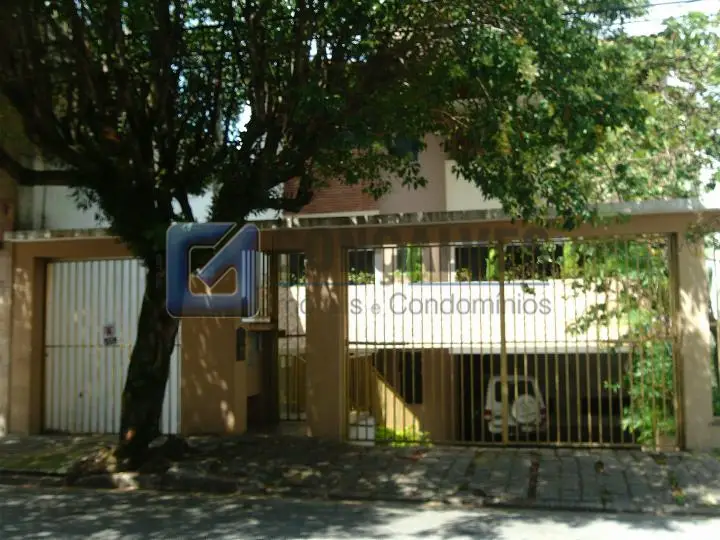 Foto 1 de Sobrado com 4 Quartos à venda, 589m² em Santa Maria, São Caetano do Sul