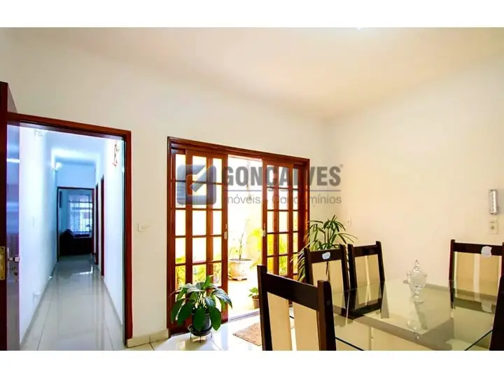 Foto 3 de Sobrado com 4 Quartos à venda, 248m² em Vila Curuçá, Santo André