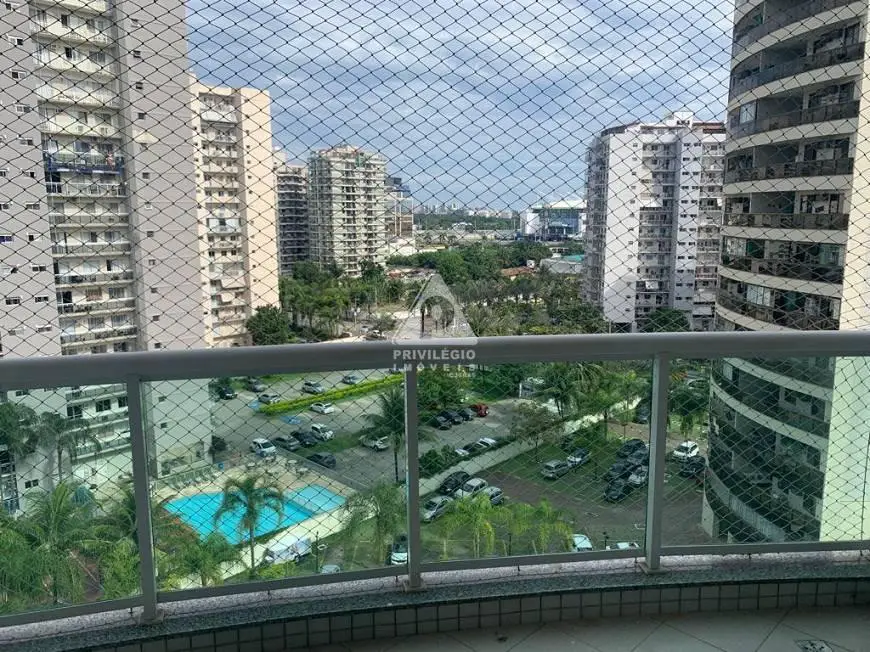 Foto 1 de Apartamento com 1 Quarto à venda, 66m² em Barra da Tijuca, Rio de Janeiro