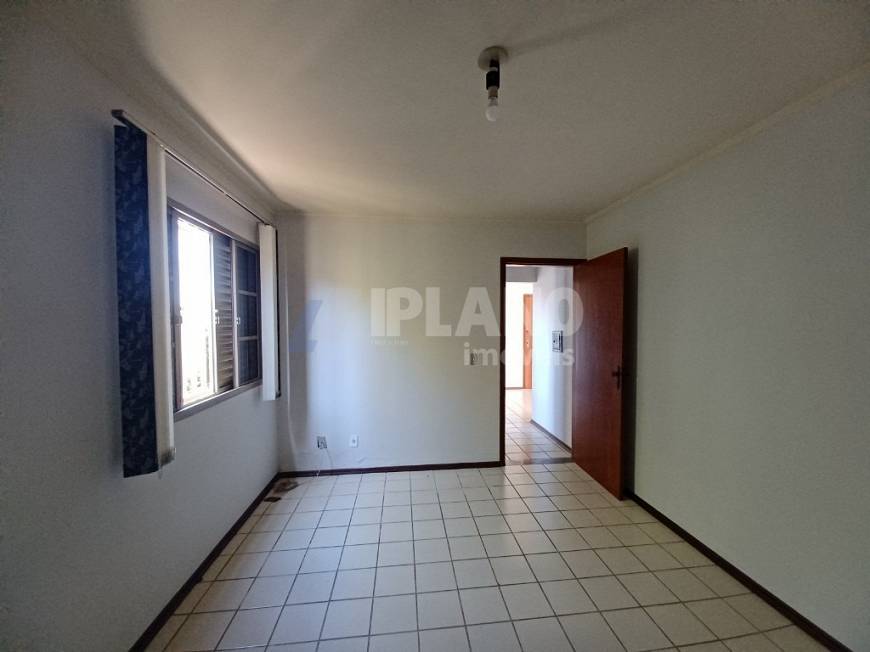 Foto 4 de Apartamento com 1 Quarto para alugar, 260m² em Jardim Santa Paula, São Carlos
