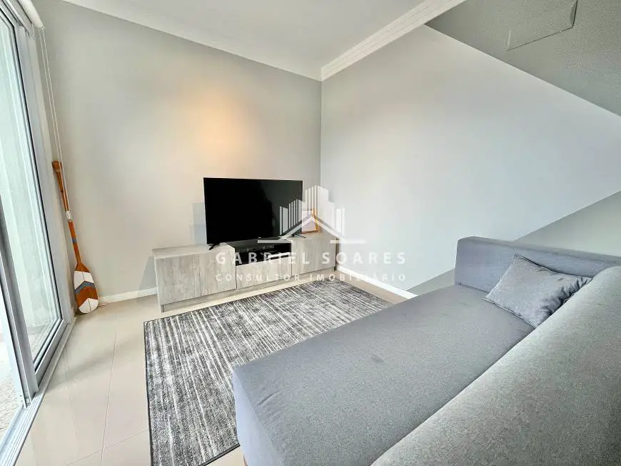 Foto 2 de Apartamento com 2 Quartos à venda, 70m² em Carvoeira, Florianópolis