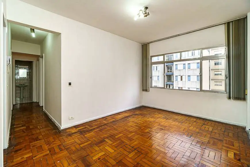 Foto 2 de Apartamento com 2 Quartos à venda, 75m² em Santa Cecília, São Paulo