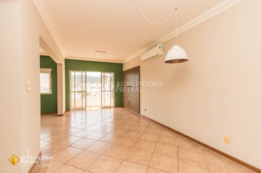 Foto 1 de Apartamento com 2 Quartos à venda, 96m² em Trindade, Florianópolis