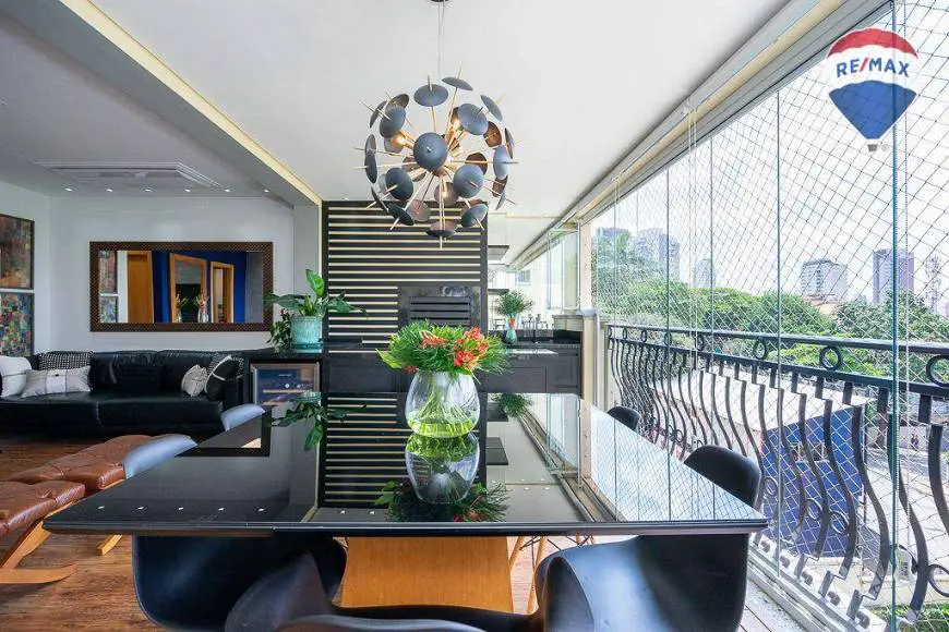 Foto 1 de Apartamento com 2 Quartos à venda, 103m² em Vila Mariana, São Paulo